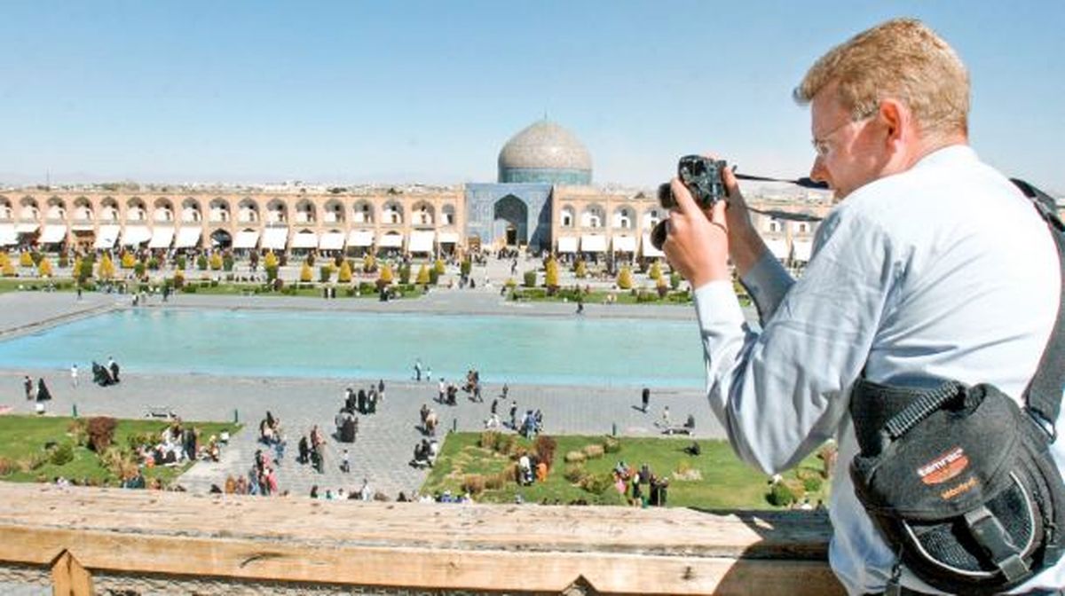 ایران به سرعت درحال از دست دادن فرصت جذب گردشگر است