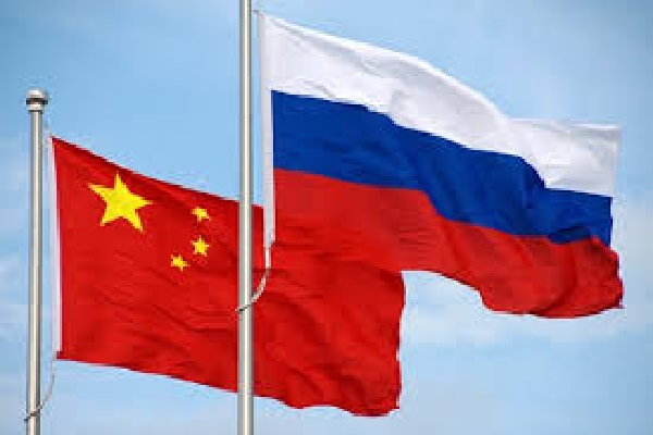 کارشناس ژئوپلیتیک: چین و روسیه برای ایجاد صلح در جهان تلاش می کنند