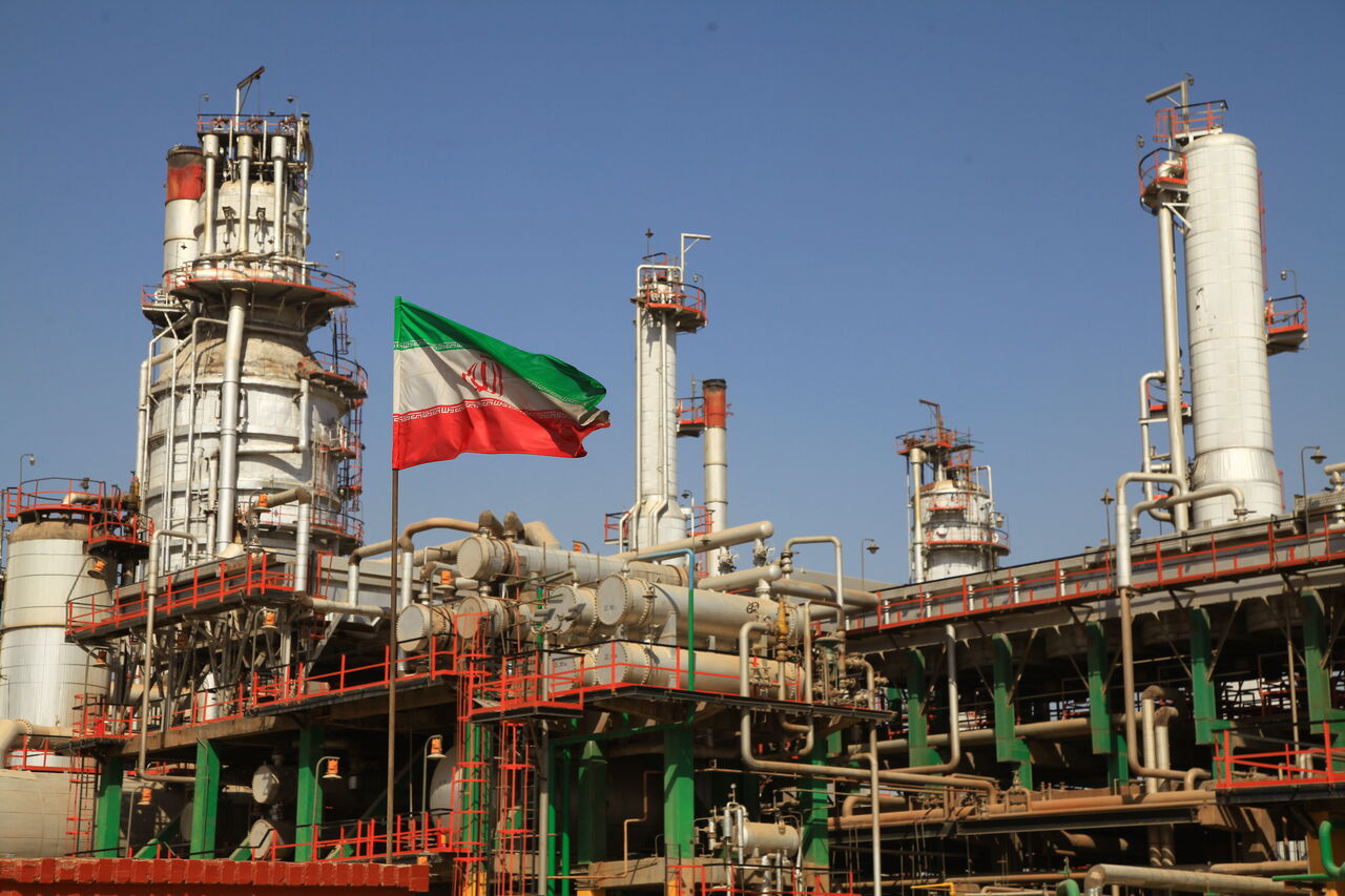 فرصت‌ سرمایه‌گذاری ۲۵۰ میلیارد دلاری در صنعت نفت ایران طی ۸ سال آینده