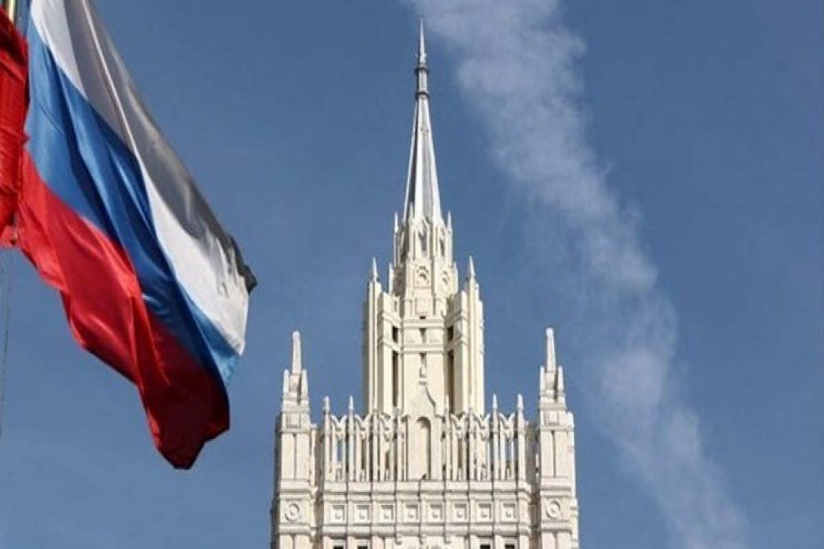 مسکو فرانسه را متهم به فریب‌کاری کرد
