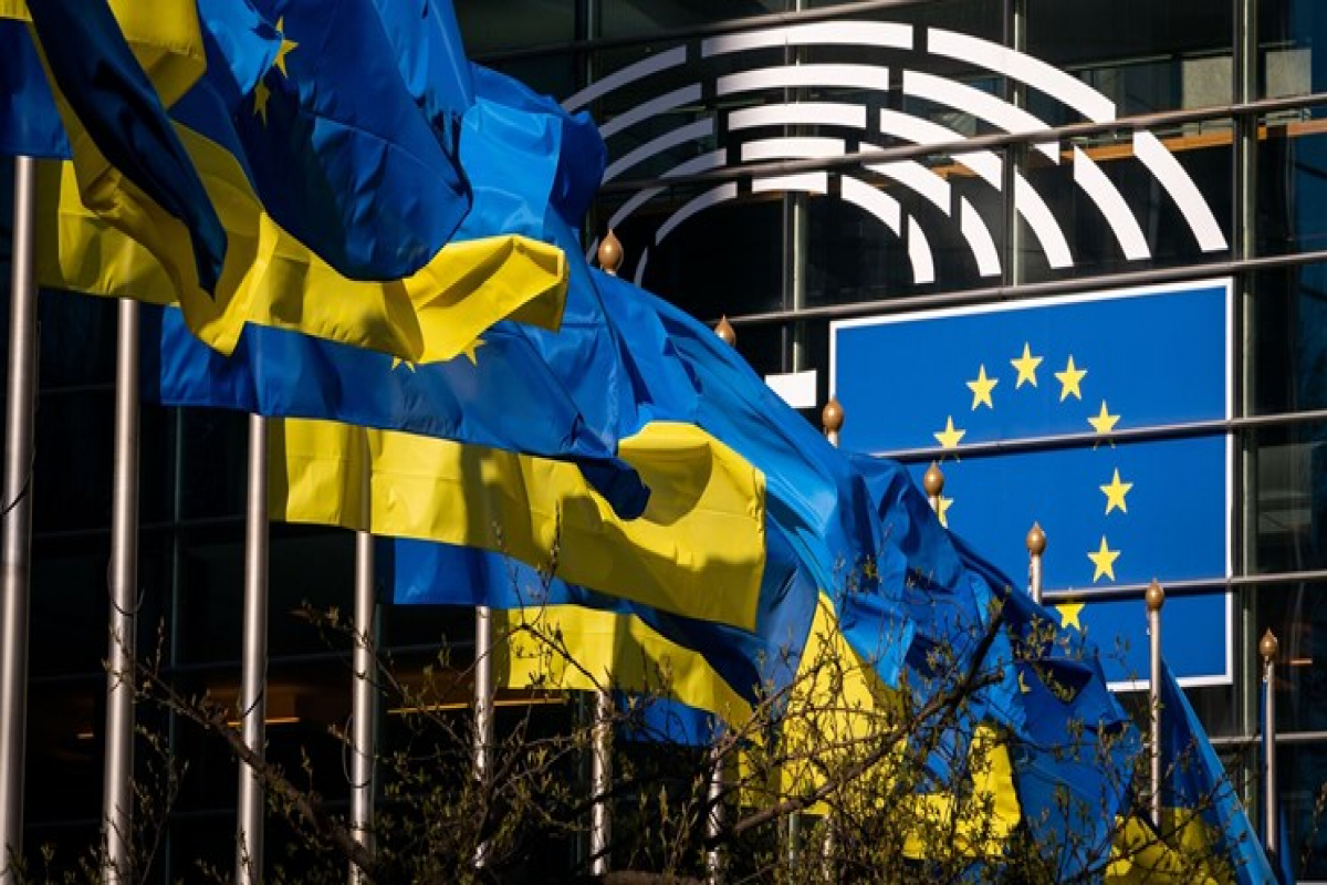 تصویب کمک ۵۰ میلیارد یورویی اتحادیه اروپا به اوکراین